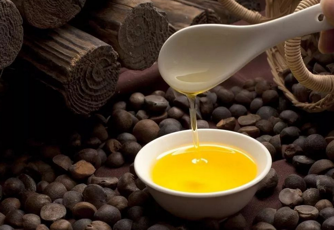 企鵝牌茶籽油雙螺桿榨油機，用心制造獲得客戶認可(圖1)